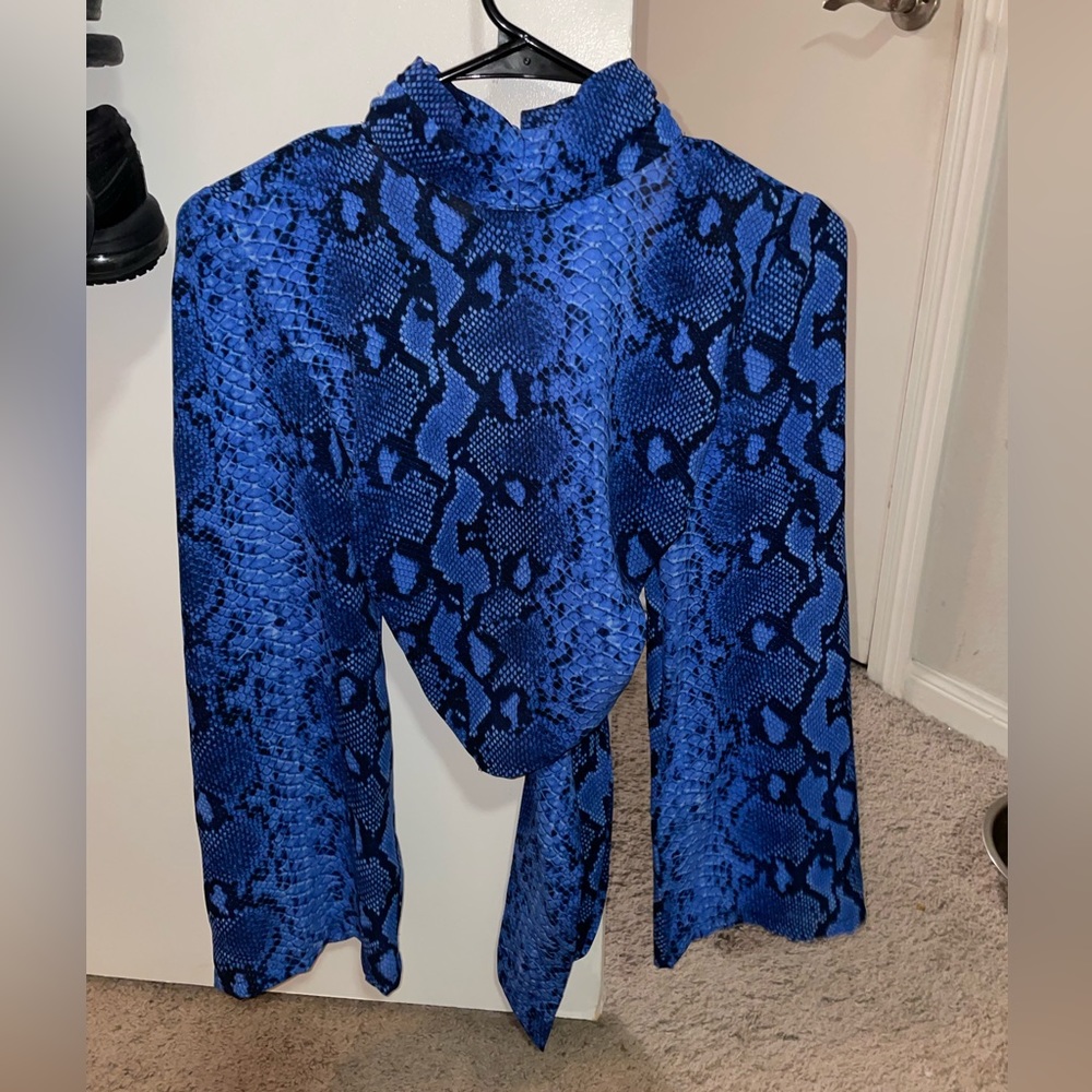Long Sleeve Crop Top